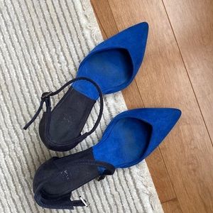 Two toned straps heels